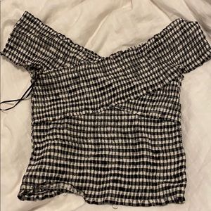 Cupcakes and cashmeres gingham scrunch top
